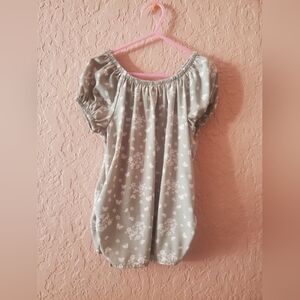 NWOT Jenna and Jessie USA girl size 10  light green floral top